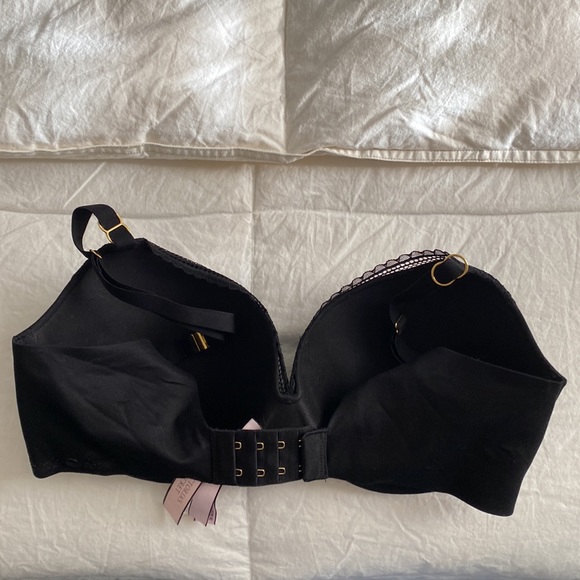 Victoria’s Secret 32DD black bra with lace trim and gold fixtures. - Picture 4 of 5
